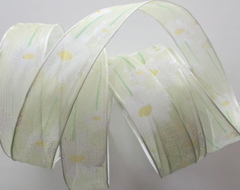 8 metres of Ribbon voile white daisies and green No. 1461