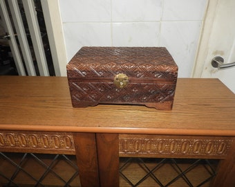 chinese hand Carved box