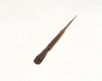 Mr. Pointy realistic machine embroidery design 4x4