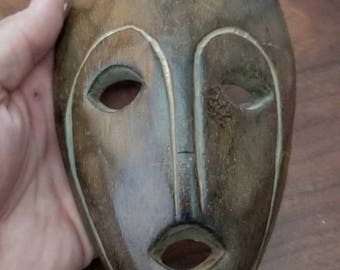 Hand-Carved Wood Mask from Bali, Indonesia! Wall Art decor! Wood Carving 7" (Q6)