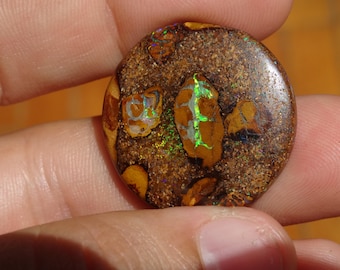 Hypnotic Boulder Opal-Yowah Nut / Australia