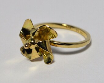 14k Pinwheel Ring