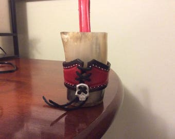 Leather drinking horn holder