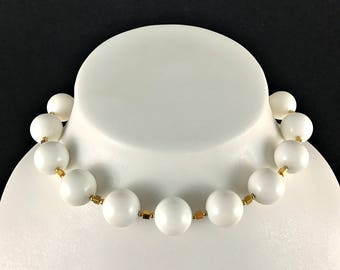 Vintage White Bead Gold Tone Choker Necklace