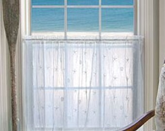 White Lace Seashell Curtain