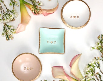 Personalized Ring Dish / Initials and Heart / Gifts for Her / Engagement Gift / Personalized Jewelry Dish / Bridesmaids Gift / Wedding Gift