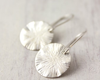 Wavy Hammered Disc Silver Earrings