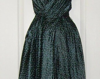 Vintage Brilliant 1940-50's Green Rembrandt Dress Gown 36