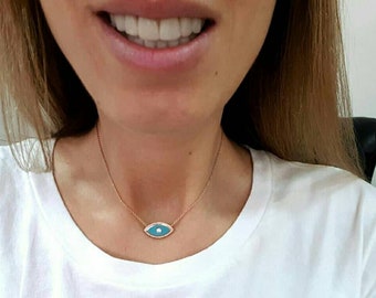 The evil eye gold chain with diamonds