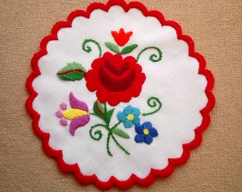 Hand embroidered 6" Kalocsa doily, coaster, Hungarian table ornament
