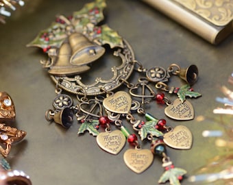 Holly Pin, Christmas Pin, Christmas Brooch, Pin, Brooch, Holly Jewelry, Holiday Pin, Holiday Brooch, Bell Jewelry, Stocking Stuffer P355