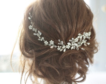 Bridal Headpiece, Crystal Bridal Hair Piece, Cristal and Pearl Bridal Headpiece, Bridal Hair Halo, Crystal and Pearl Wedding Hair Piece.
