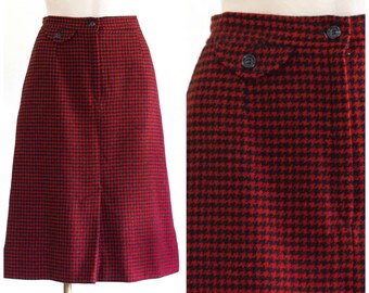 Red and black houndstooth wool skirt