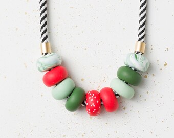 Statement necklace, Geometric necklace, Red Beaded necklace, Modern chunky necklace, Fashion jewelry, Green necklace, Polymer Clay jewelry