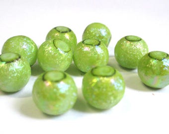 10 green beads, shiny glass 10mm (O-20)