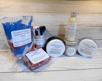 Monthly Subscription Box filled with premium bath and beauty products, artisan, and handcrafted finds. FREE SHIPPING!!