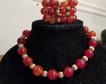 FREE SHIPPING Bakelite Necklace Set