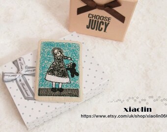 Beautiful Cotton Brooch badge