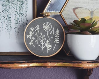 Botanic Hand Embroidered Hoop