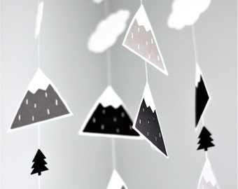 Baby mobile, nursery mobile, Mountain mobile, woodland mobile, monochrome nursery mobile, mobile bebe, woodland nursery mobile,