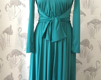 Stunning vintage 1960's Designer evening dress, Shannon Rodgers for Jerry Silverman, maxi dress length, retro style, pockets, green