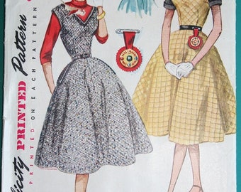 1952 Vintage Simplicity Dress Pattern