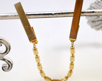 Sweater Chain Collar Clip Vintage Goldtone Single Unique Chain Vintage Jewelry Sweater Guard Sweater Clip Goldtone Accents