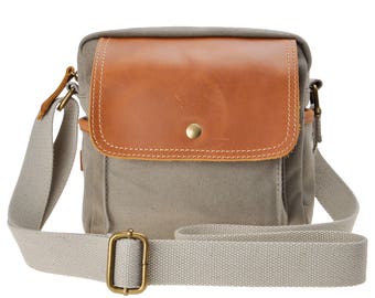 Canvas Camera Bag/ Small DSLR Bag/ Leather Trim Pouch/ Padded Insert /Vintage Shoulder MINI Messenger Satchel GIFT For Women Men