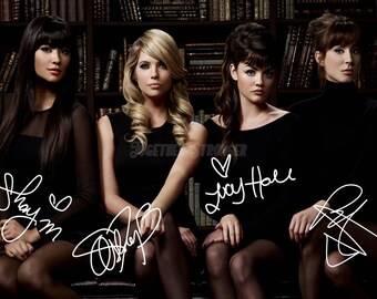 Pretty Little Liars cast pre signed photo print poster - 12x8 inches (30cm x 20cm) - Superb quality - N.0 2