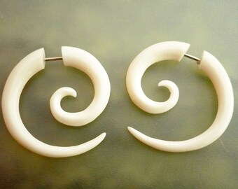 Bone Fake Gauge Bone Earrings White Spiral Tribal Earrings - Gauges Plugs Bone Horn - FG009 B G1