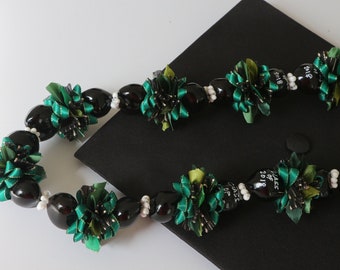 Hawaiian Kukui Nut Lei Class of 2018 Hunter Green/Black Gold Edge