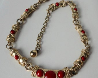 Gold tone with Red Lucite Cabochons Choker Necklace.