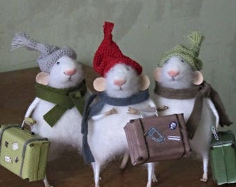 Three little mice. felt mouse, white felted mouse, miniature mouse.
