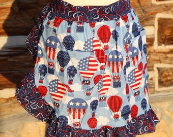 Apron Kitchen Cook Cooking Hostess Pockets Washable Patriotic Owls Balloons Streamers Colorful Fun Useful Washable Blue White Red Tie Back