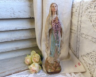 Set of 2 French vintage pink glass bead rosaries. Pale pink rosary. Jeanne d'Arc living. French Nordic decor. Madonna rosary. Cottage decor