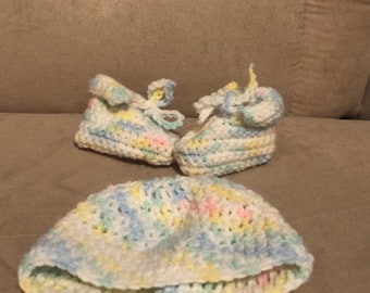 Newborn Beanie with Matching Booties