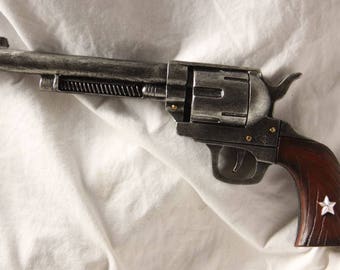 Revolver pistol resin wall art decor