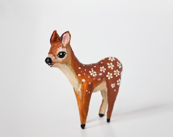 Toute petite sculpture en papier mâché, "Mon tout p'tit..." faon