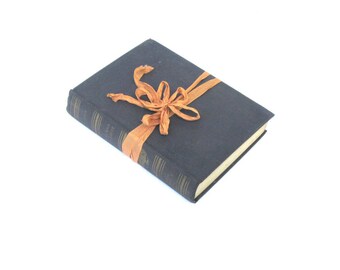 Pride and Prejudice by Jane Austen The Book League of America, Vintage Austen Book, Austen Wedding Decor, Jane Austen Book, Old Austen Book