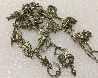 Coppini, Peruzzi, Cini Italian Renaissance Sterling silver charm necklace VJSE