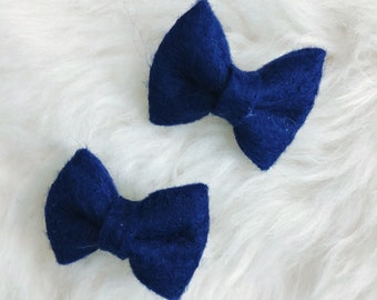 ESSIE Bow - Navy