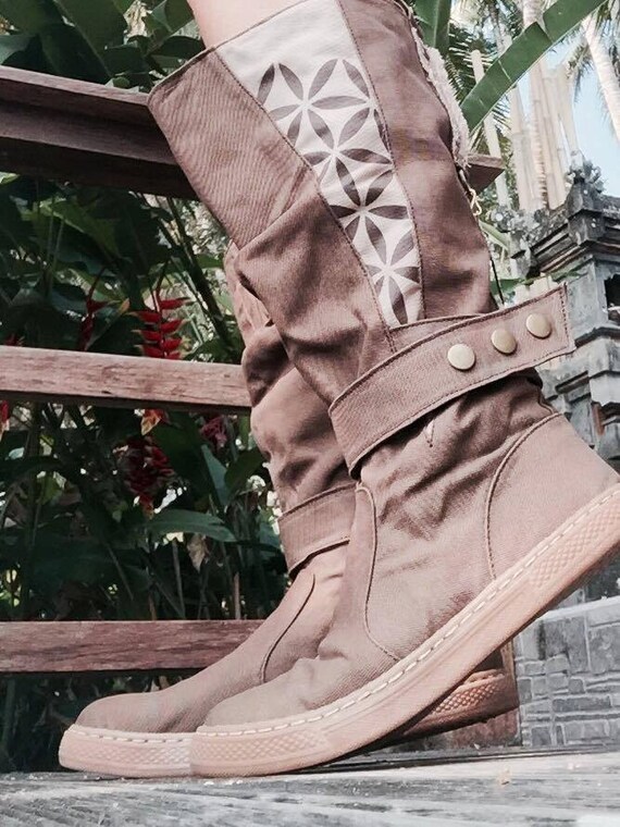 vegan sustainable boots