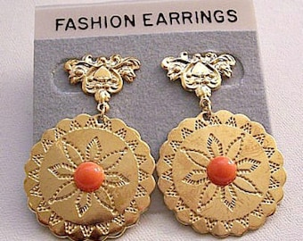 Orange Coral Bead Flower Disc Pierced Post Stud Earrings Gold Tone Vintage Flourish Nail Head Accent Top Large Pinpoint Dangles