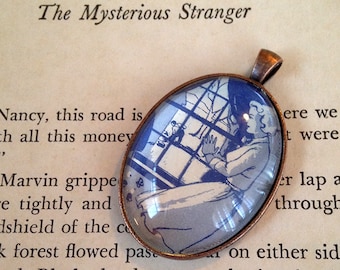 Nancy Drew “The Sign of the Twisted Candles” pendant