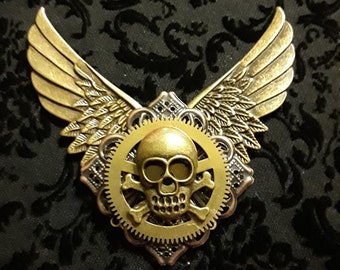 Steampunk Wing Skull Pin