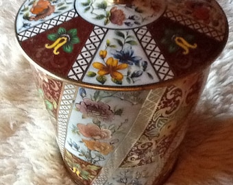 Vintage Collectible Floral Candy tin
