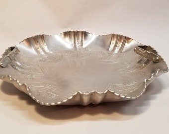 Vintage Embossed Aluminum Serving Bowl Tray, Scalloped Round with 2 handles