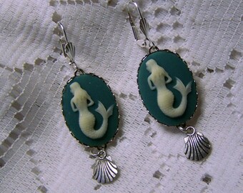 Siren of the Sea, Mermaid Earrings, Teal Mermaid, Under the sea , Little Mermaid, Mermaid and shell Earrings, Mermaid Cameo Jewelry
