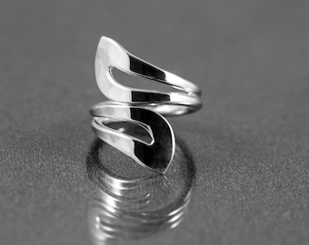 Sterling Silver Wrap-around Ring for Women, Sterling Silver Bypass Ring, Adjustable Sterling Silver Ring, Sterling Silver Wrap Ring