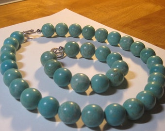 Chunky Chalk Turquoise Necklace and Bracelet